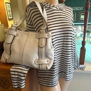 CREAM TIGNANELLO PEBBLE LEATHER SHOULDER BAG - LIKE NEW CONDITION -